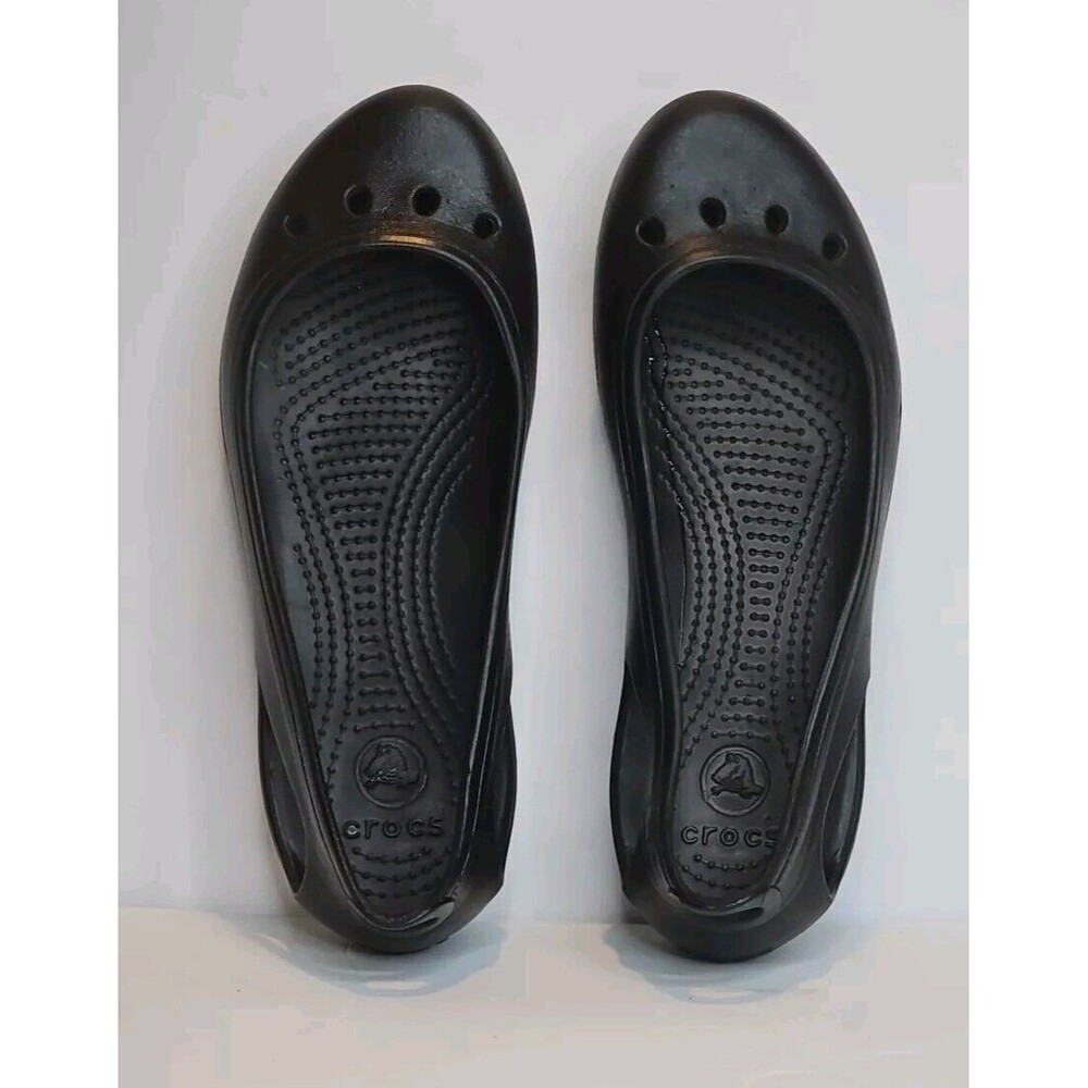 Crocs Kadee Women’s Size  6 W Shoes Black Ballet Flats Closed Toe Slip On VGC